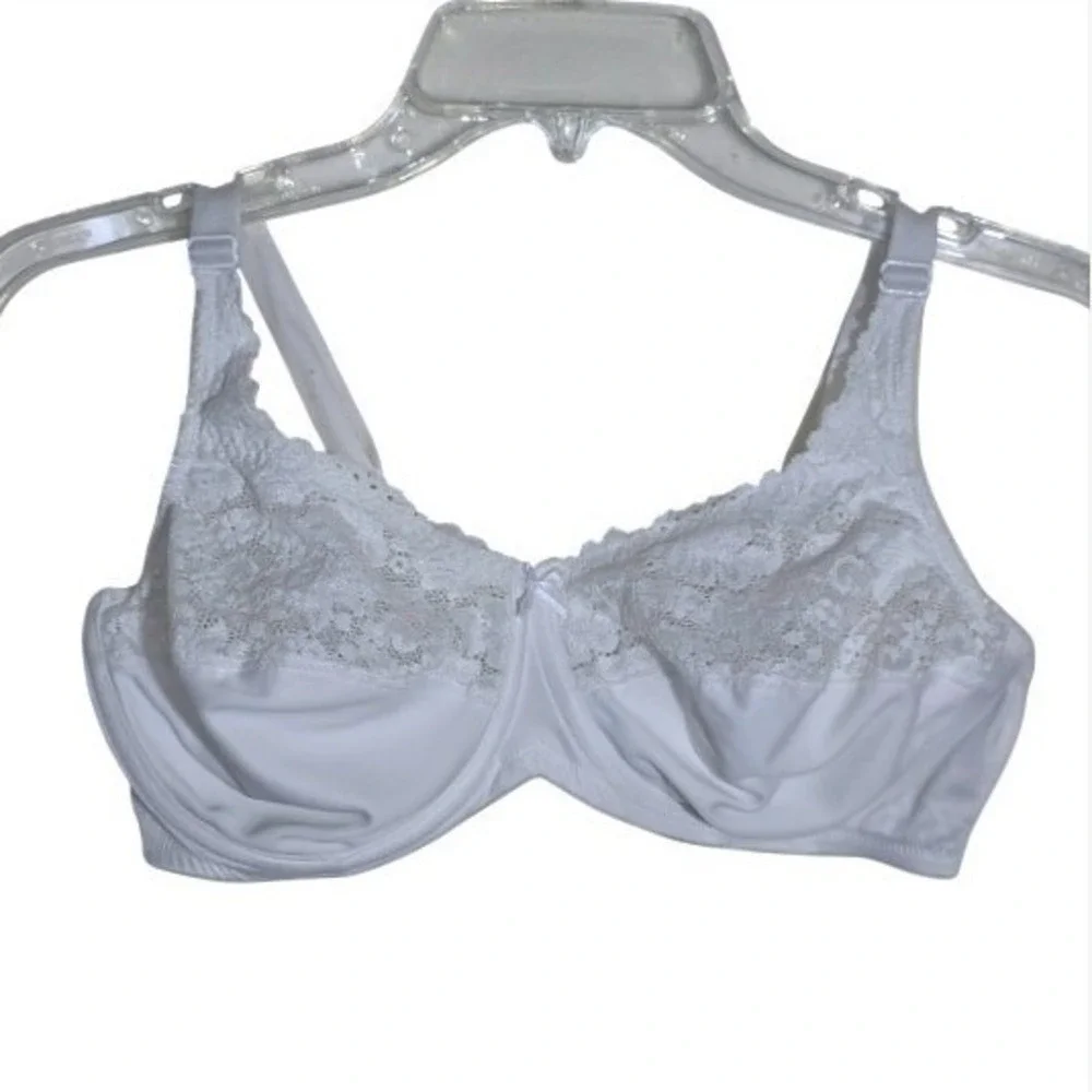 Lilyette by Maidenform Women's  Minimizer Underwire Bra Size 38C White Good